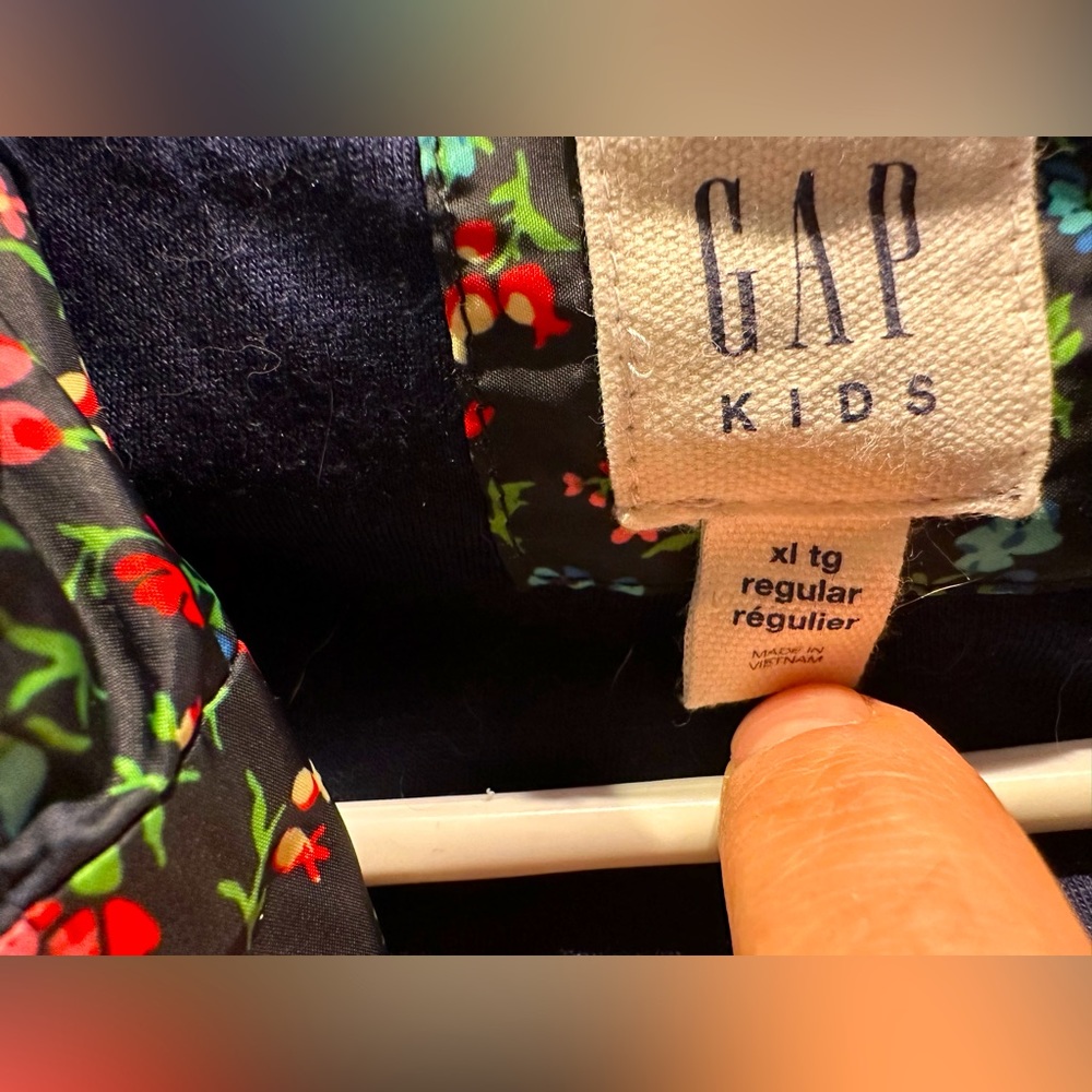 GAP Spring Jacket - Picture 3 of 3